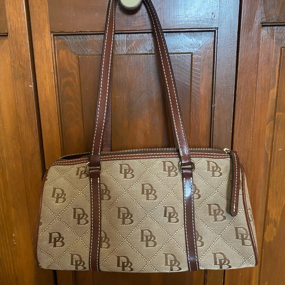 Dooney & Bourke authentic purse